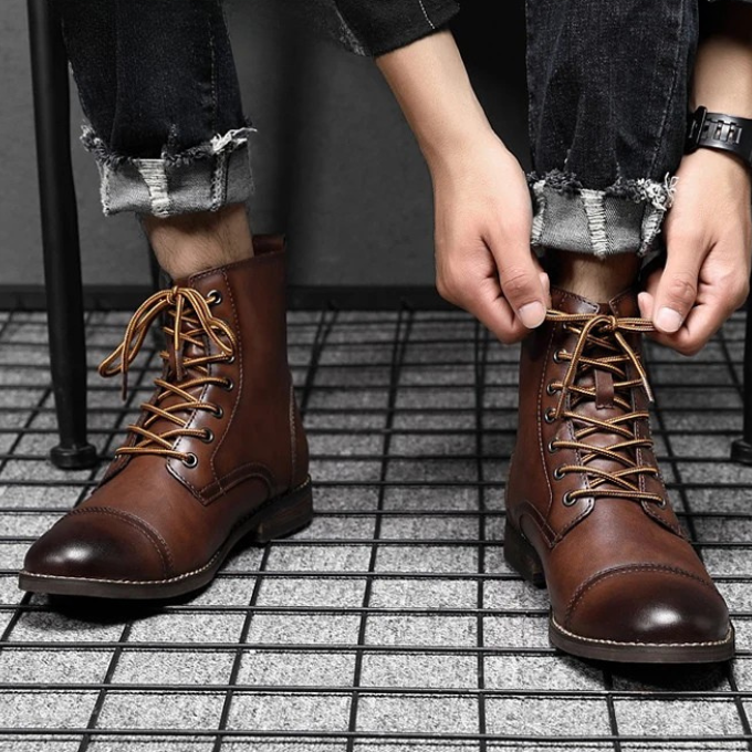 The Easton Vintage Boot