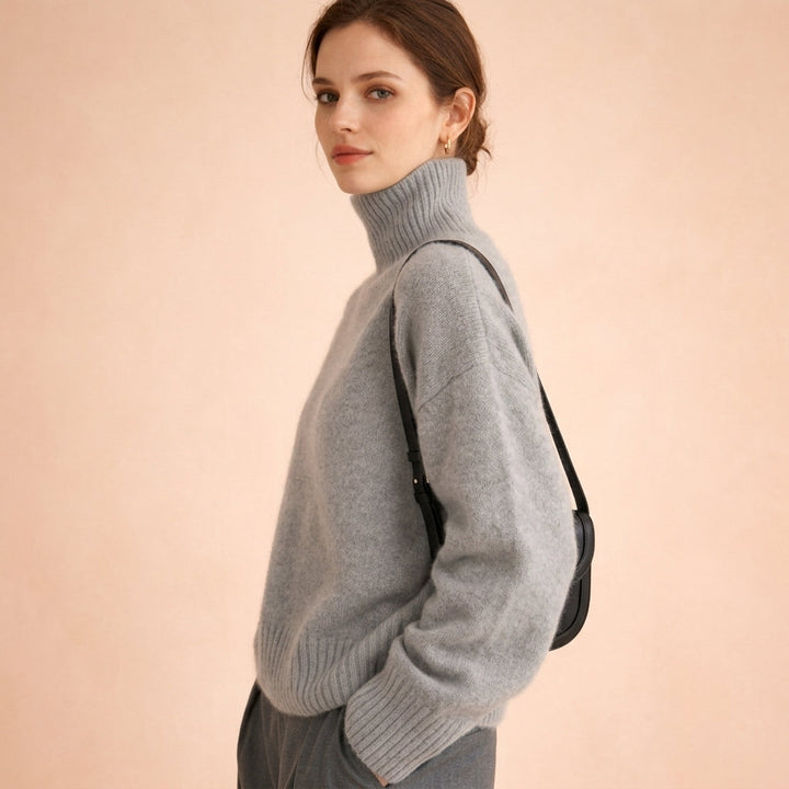 Novella Cashmere Turtleneck