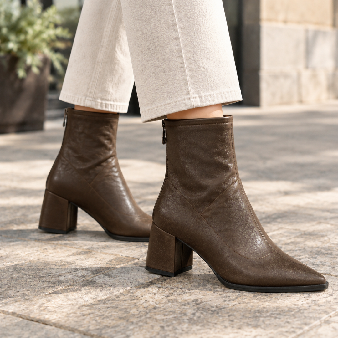 Aldobrandi Pointed Ankle Boots